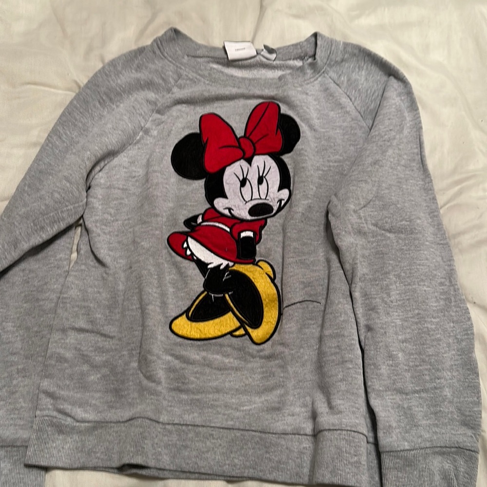 Minnie Mouse sweat shirt